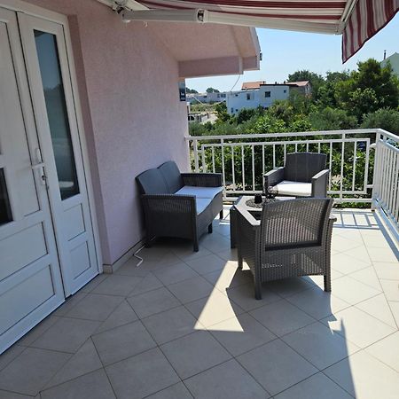 Apartment Vip พิโรวัซ ภายนอก รูปภาพ